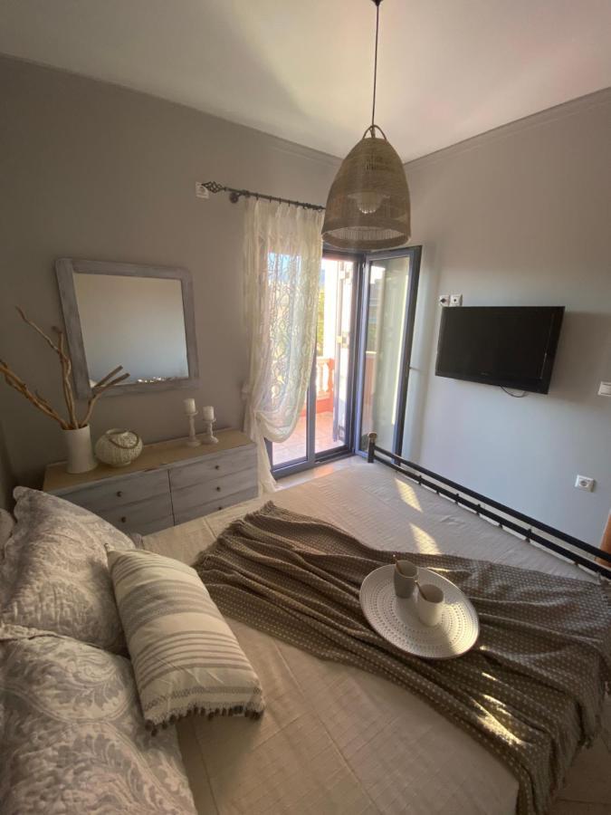 Ostraco Suite 2 Nafpaktos Esterno foto